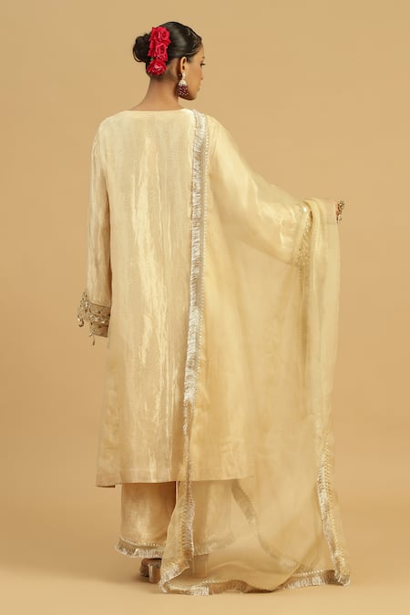 Siyona By Ankurita Zari Noor Embroidered Kurta Pant Set 