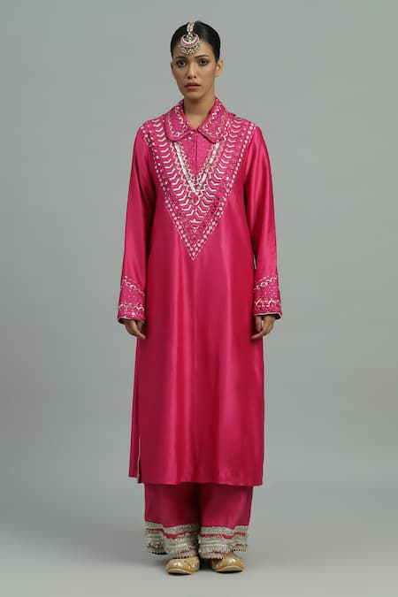 Siyona By Ankurita_Pink Chanderi, Silk Sequins, Mirrors, Embroidery Divine Bloom Kurta Pant Set _Online_at_Aza_Fashions