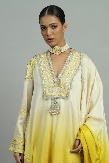 Siyona By Ankurita_Yellow Chanderi, Silk Mirrors, Sequins, Bahaar Bloom Kurta And Pant Set _Online_at_Aza_Fashions