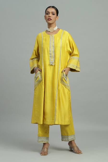 Siyona By Ankurita Yellow Chanderi, Silk Lace, Sequins, Genda And Ghungroo Kurta & Pant Set Online at Aza Fashions Siyona By Ankurita_Yellow Chanderi, Silk Lace, Sequins, Genda And Ghungroo Kurta & Pant Set _Online_at_Aza_Fashions