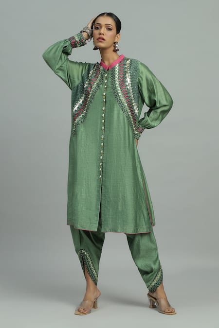 Siyona By Ankurita_Green Chanderi, Silk Mirrors, Gulzaar Aztec Bloom Kurta And Dhoti Salwar Set _Online_at_Aza_Fashions