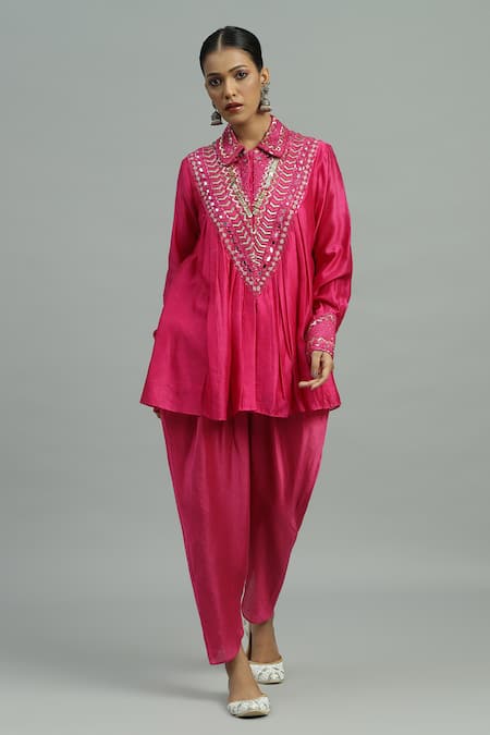 Siyona by Ankurita Flora Embroidered Collared Peplum Kurta With Dhoti Salwar 