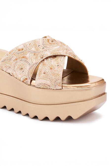 Buy_Anaar_Rose Gold Embroidery, Sequins Starlet Tales Wedge Sandals 