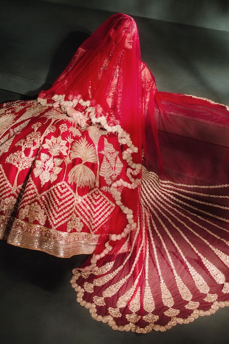 Masaba_Red , Organza, Hemp, Tulle The Aalu Bukhara Bridal Lehenga And Veil Set _Online_at_Aza_Fashions