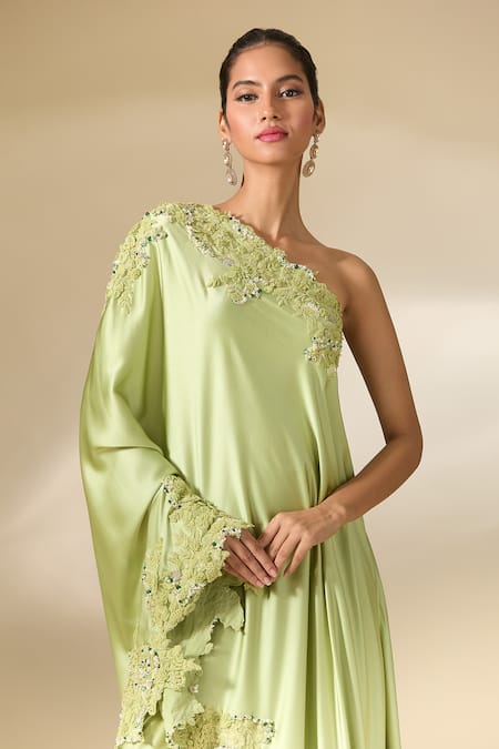 Buy_Anamika Khanna_Green Silk Embroidery Asymmetric Placed 3d Cape Tunic And Draped Skirt Set