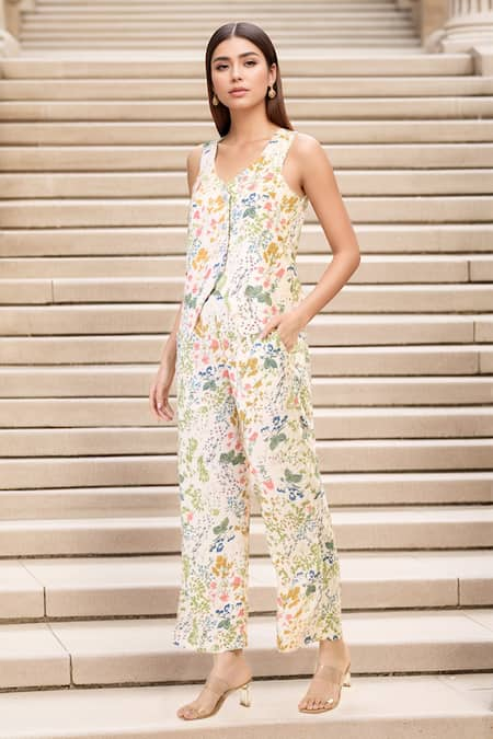 Samyukta Singhania Off White Cotton Viscose Printed Garden V-neck Jacket And Pant Set 