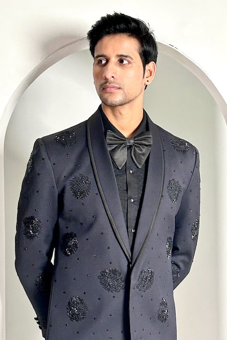 The House Of Diwans Grey Polyester, Viscose, Cotton, Satin Cutdana Embroidered Blazer Trouser Set at Aza Fashions The House Of Diwans_Grey Polyester, Viscose, Cotton, Satin Cutdana Embroidered Blazer Trouser Set _at_Aza_Fashions