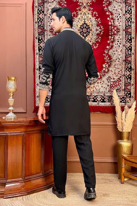 The House Of Diwans Resham Embroidered Kurta Set 