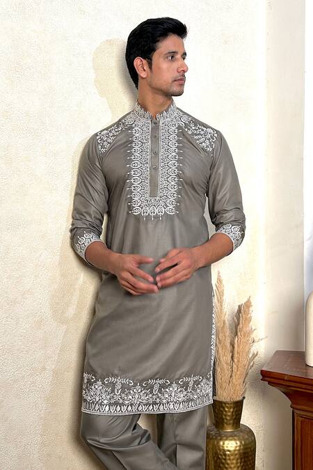 The House Of Diwans_Green Polyester Embroidery Thread Kurta Set _at_Aza_Fashions