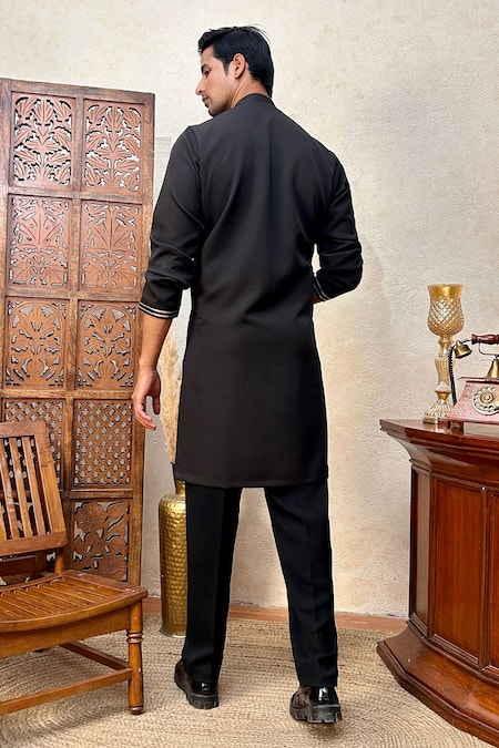 The House Of Diwans Cutdana Yoke Embroidered Kurta Set 