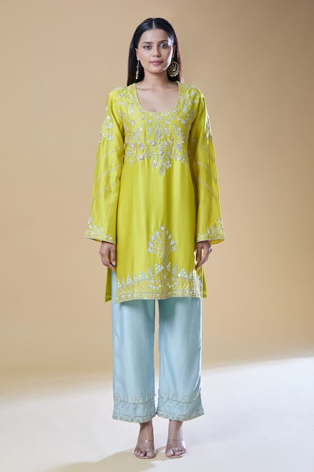 Samyukta Singhania_Yellow Chanderi, Viscose, Organza Sequins, Beads, Zari, Floral Kurta Pant Set _Online_at_Aza_Fashions