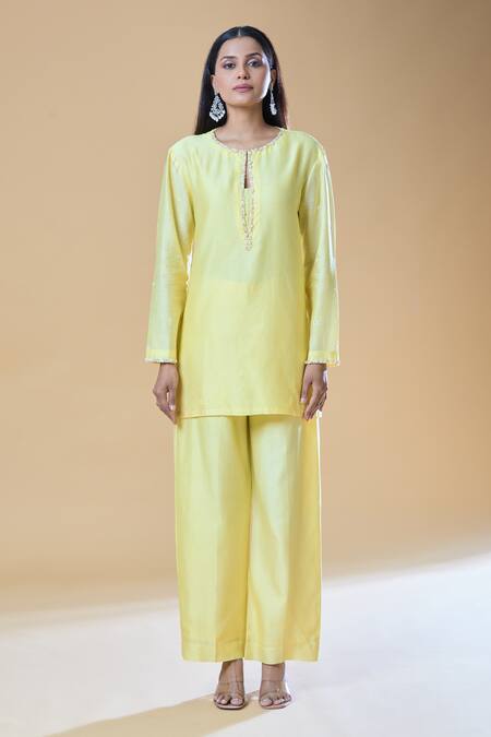 Samyukta Singhania_Yellow Chanderi, Viscose, Organza Pearls, Stones, And Short Kurta Pant Set _Online_at_Aza_Fashions