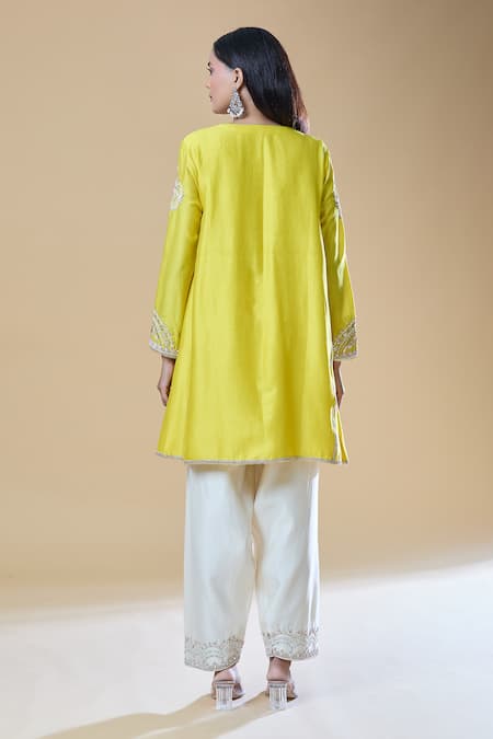 Samyukta Singhania Sequin Embroidered Neck Kurta Pant Set 