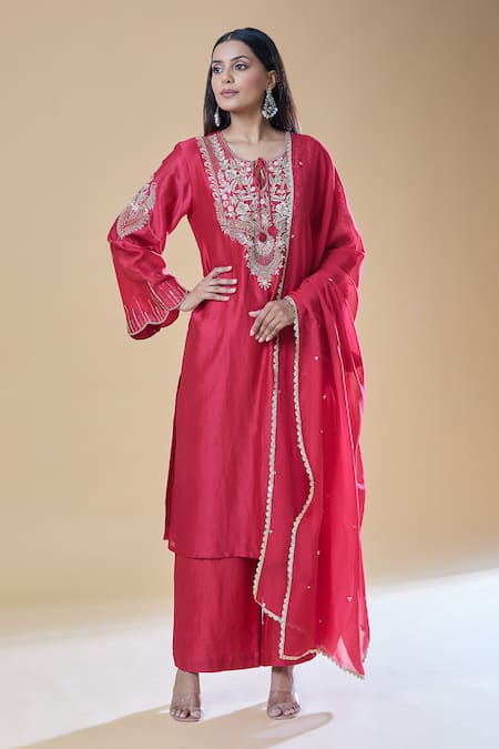 Samyukta Singhania Floral Paisley Zari Embroidered Kurta Pant Set 