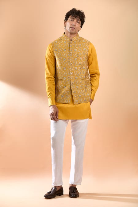 SPRING BREAK Yellow Bundi Blended Silk Printed Abstract And Kurta Set 