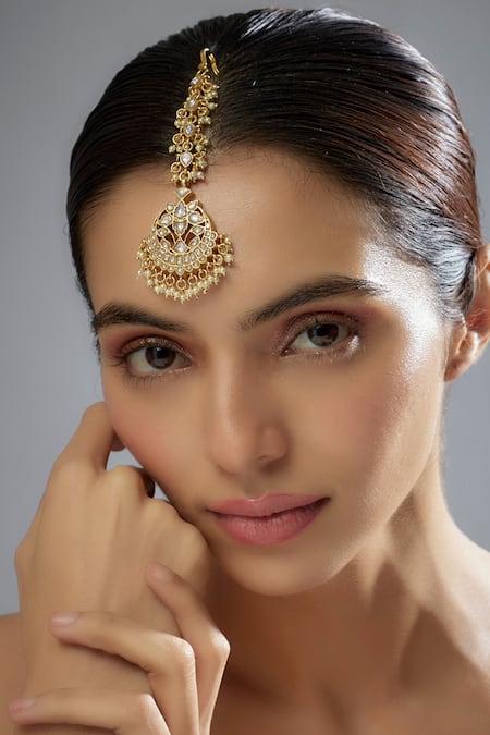 Karisa Designs Kundan & Pearl Embellished Maangtikka 