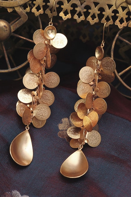 Shop Suhani Pittie Gold Plated Stones Kasu Coin Drop Earrings at Aza Fashions Shop_Suhani Pittie_Gold Plated Stones Kasu Coin Drop Earrings _at_Aza_Fashions