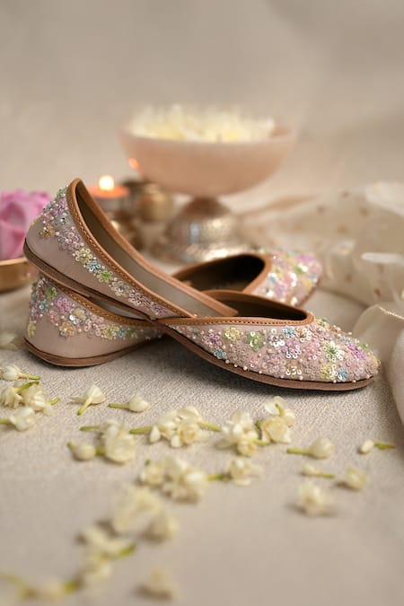 Coral Haze Madhur Scattered Sequin Embroidered Juttis 