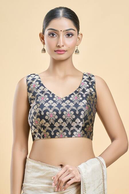 Buy_Samyukta Singhania_Black Brocade, Silk V-neck Banarasi Floral Pattern Woven Saree Blouse