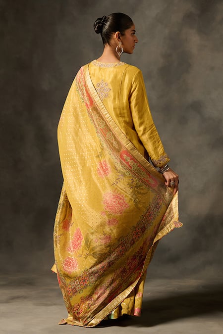 Shop Saundh Yellow Viscose, Jacquard Embroidery Split V-neck Nyima Neckline Kurta Set at Aza Fashions Shop_Saundh_Yellow Viscose, Jacquard Embroidery Split V-neck Nyima Neckline Kurta Set _at_Aza_Fashions