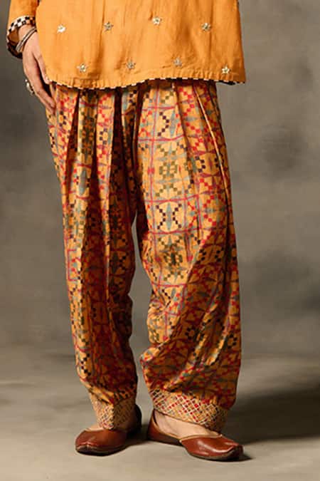 Buy_Saundh_Orange Viscose Embroidery, Zari, Lace Round Neck Shai Butti Kurta And Salwar Set _Online_at_Aza_Fashions