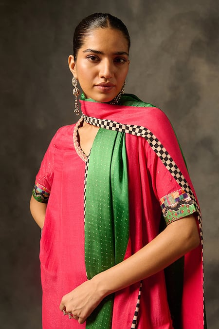 Shop Saundh Pink Viscose Embroidery V-neck Savi Neckline Kurta Set Online at Aza Fashions Shop_Saundh_Pink Viscose Embroidery V-neck Savi Neckline Kurta Set _Online_at_Aza_Fashions