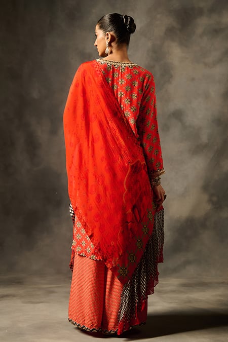 Saundh Sila Geometric Print Kurta Set