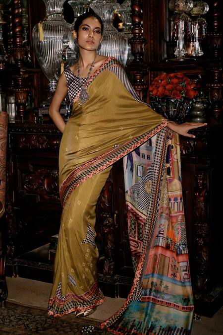 Saundh_Green Muslin, Silk, Indra Checkered Print Saree With Unstitched Blouse Piece_at_Aza_Fashions