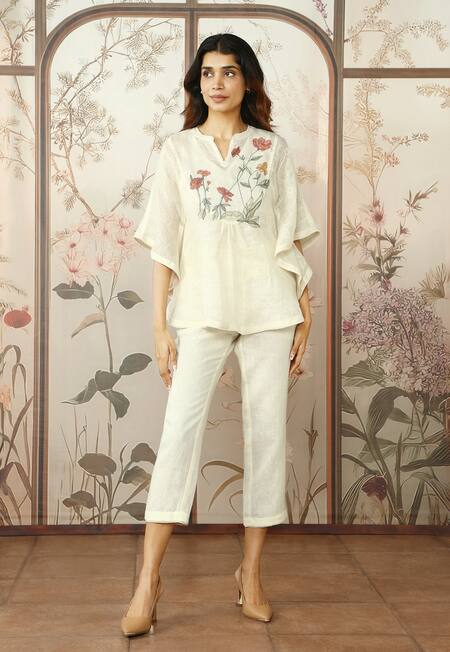 Kaveri_Off White Linen Stained Glass Croissant Applique Kaftan Top With Pant _Online_at_Aza_Fashions