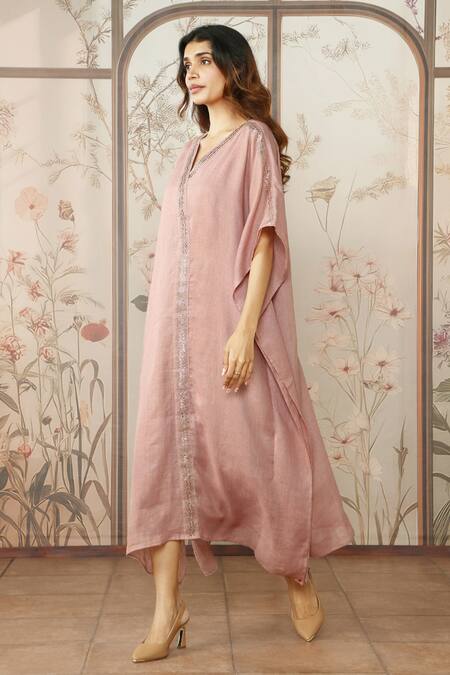 Buy Kaveri Pink 100 % Linen Embellished Studs V-neck Starlight Kaftan Online at Aza Fashions Buy_Kaveri_Pink 100 % Linen Embellished Studs V-neck Starlight Kaftan _Online_at_Aza_Fashions