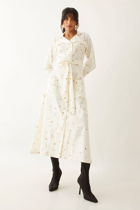 Buy_Son Of A Noble Snob_Off White Cotton Satin Print Elements Lapel Collar Molly Dress 