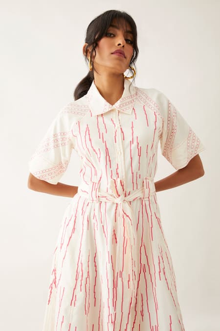Shop_Son Of A Noble Snob_Off White Cotton Satin Print Rain Collared Plume Dress _Online_at_Aza_Fashions