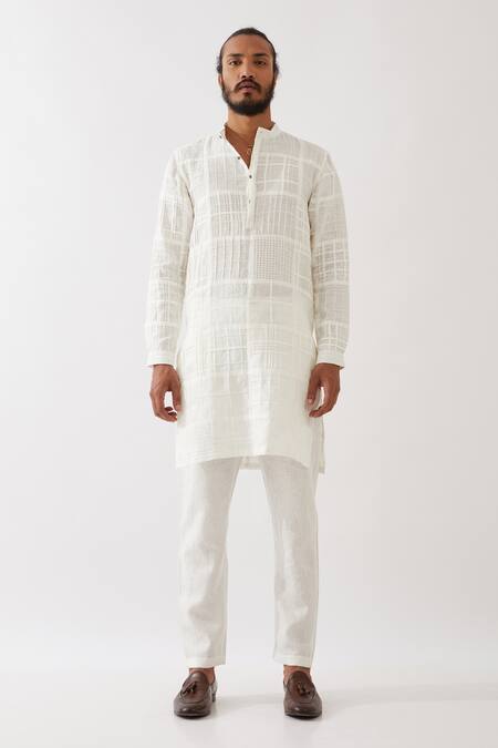 Son Of A Noble Snob White Linen Embroidery Luke Checkered Pintuck And Applique Kurta With Trouser Online at Aza Fashions Son Of A Noble Snob_White Linen Embroidery Luke Checkered Pintuck And Applique Kurta With Trouser _Online_at_Aza_Fashions