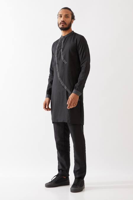 Buy_Son Of A Noble Snob_Black Linen Waylon Kurta With Trousers _Online_at_Aza_Fashions