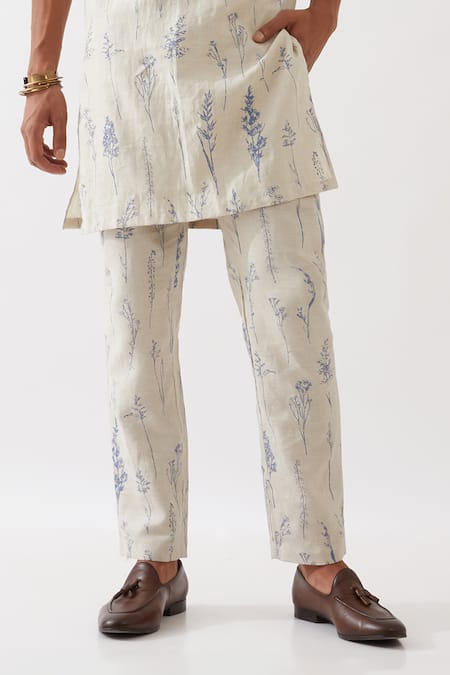 Son Of A Noble Snob Ivory Linen Embroidery Declan Botanica Print Kurta With Trousers at Aza Fashions Son Of A Noble Snob_Ivory Linen Embroidery Declan Botanica Print Kurta With Trousers _at_Aza_Fashions