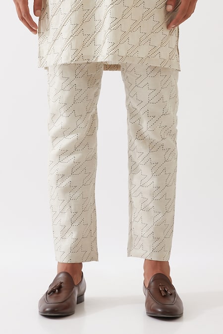 Shop_Son Of A Noble Snob_Ivory Linen Ryder Houndstooth Kurta With Trousers _Online_at_Aza_Fashions