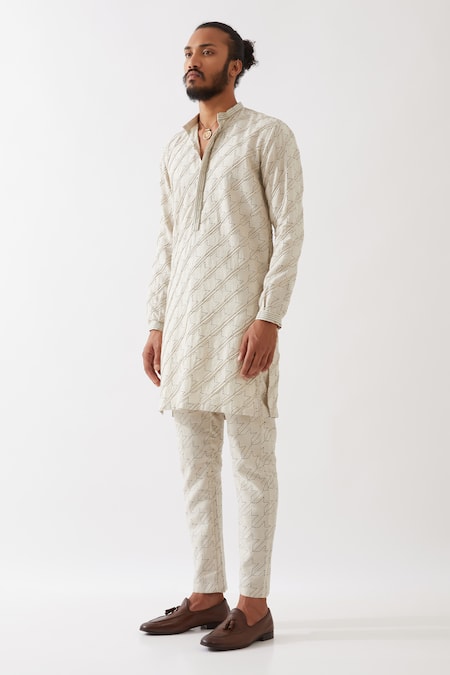 Son Of A Noble Snob_Ivory Linen Ryder Houndstooth Kurta With Trousers _at_Aza_Fashions