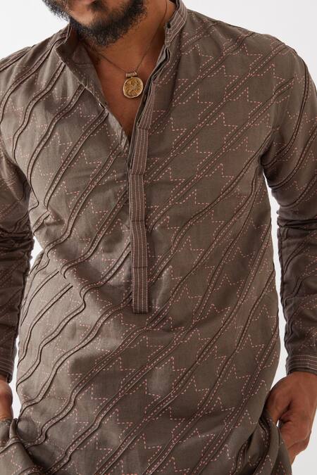 Shop Son Of A Noble Snob Grey Linen Ryder Houndstooth Print Kurta With Trousers Online at Aza Fashions Shop_Son Of A Noble Snob_Grey Linen Ryder Houndstooth Print Kurta With Trousers _Online_at_Aza_Fashions