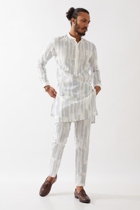 Son of A Noble Snob Vincent Spaces Printed Kurta With Pant 