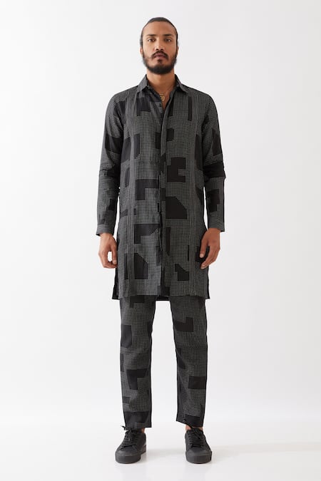 Buy Son Of A Noble Snob Black Linen Embroidery Jounah Blocks Printed Kurta With Pant Online at Aza Fashions Buy_Son Of A Noble Snob_Black Linen Embroidery Jounah Blocks Printed Kurta With Pant _Online_at_Aza_Fashions