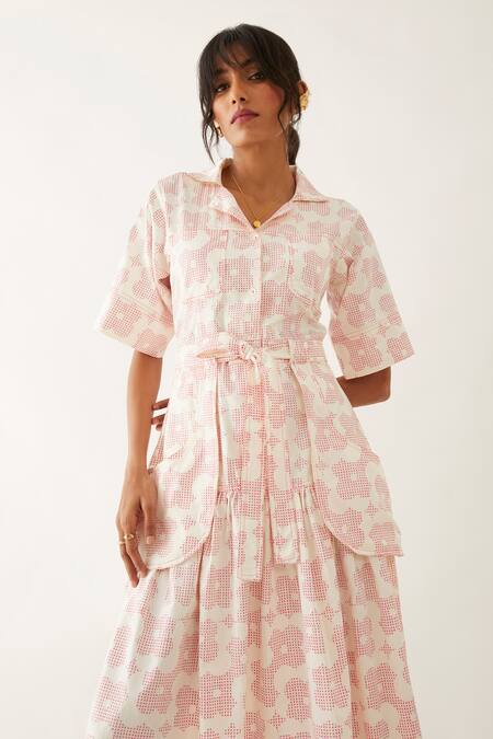 Buy_Son Of A Noble Snob_Off White Cotton Satin Print Flora Notch Collar Tahiti Gathered Dress _Online_at_Aza_Fashions