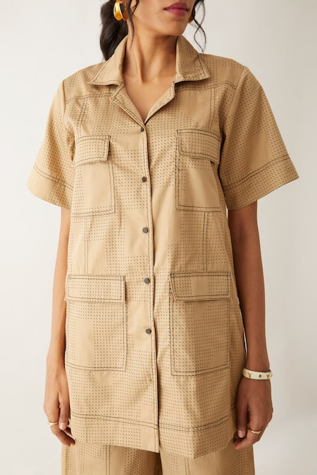 Son Of A Noble Snob Beige Cotton Satin Print Block Lapel Collar Wallie Boxy Shirt With Pant at Aza Fashions Son Of A Noble Snob_Beige Cotton Satin Print Block Lapel Collar Wallie Boxy Shirt With Pant _at_Aza_Fashions