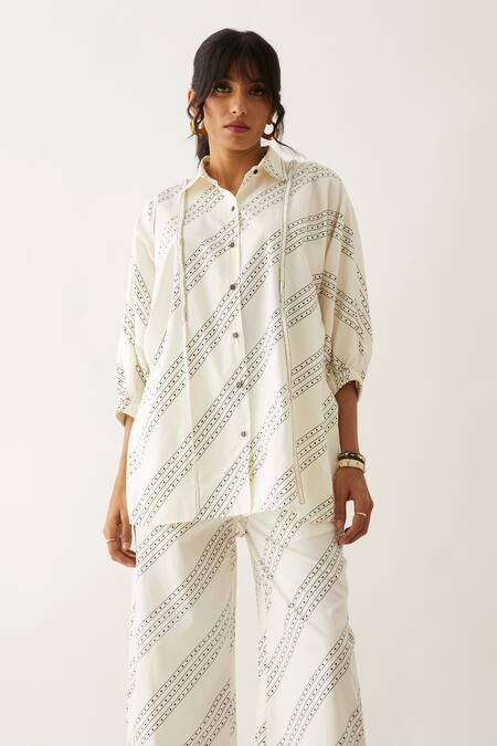 Buy Son Of A Noble Snob Off White Cotton Satin Printed Carnival Shirt Collar Dana With Trousers Online at Aza Fashions Buy_Son Of A Noble Snob_Off White Cotton Satin Printed Carnival Shirt Collar Dana With Trousers _Online_at_Aza_Fashions