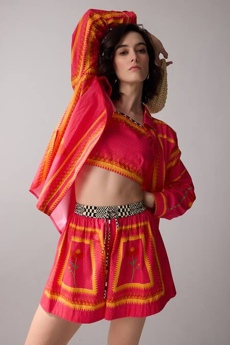 Verb By Pallavi Singhee Pink Cotton Embroidery Collared Floral Print Shirt Online at Aza Fashions Verb By Pallavi Singhee_Pink Cotton Embroidery Collared Floral Print Shirt_Online_at_Aza_Fashions