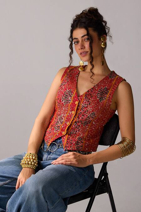 Verb By Pallavi Singhee Red Viscose, Georgette V-neck Sleeveless Bandhani Print Vest Online at Aza Fashions Verb By Pallavi Singhee_Red Viscose, Georgette V-neck Sleeveless Bandhani Print Vest_Online_at_Aza_Fashions