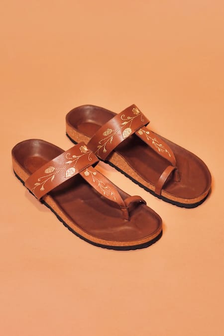 Dmodot Bruno Corko Ricamo Kolhapuri Sandals 