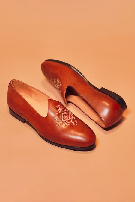 Shop_Dmodot_Brown Floral Embroidery Ethnico Ricamo Mojaris _at_Aza_Fashions