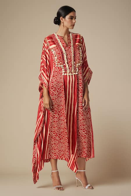 Gulabo By Abu Sandeep_Red Modal Satin Printed Bandhani Notched Leheriya Asymmetric Kaftan _Online_at_Aza_Fashions