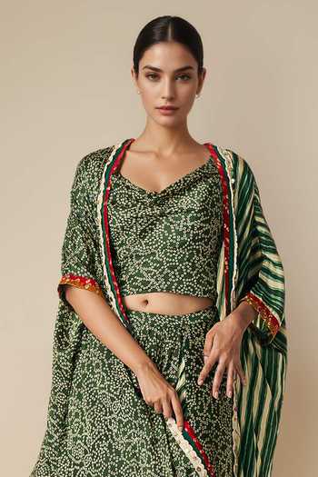 Buy_Gulabo By Abu Sandeep_Green Bandhani Print Cape _Online_at_Aza_Fashions