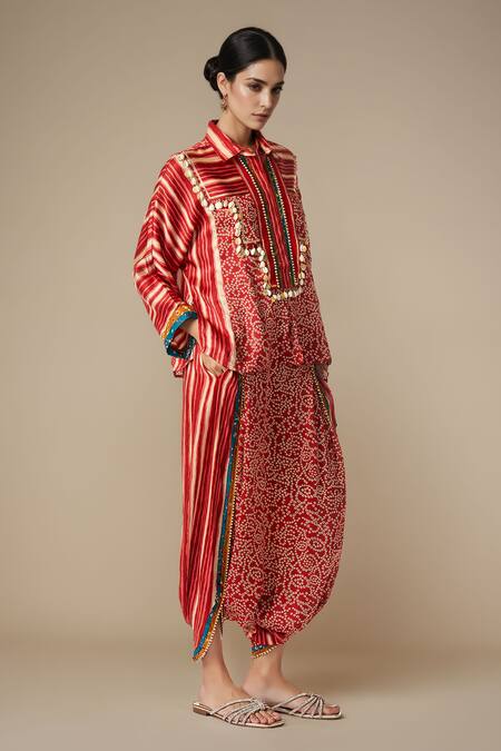 Gulabo By Abu Sandeep_Red Modal Satin Printed Bandhani Collared Back Slit Shirt _at_Aza_Fashions